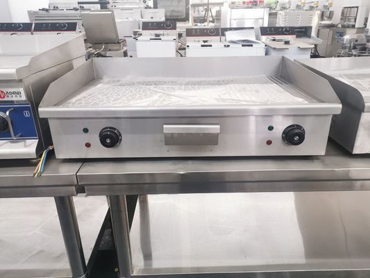 Elektrische Grillmaschine mit Edelstahlkonstruktion und Temperaturregelung