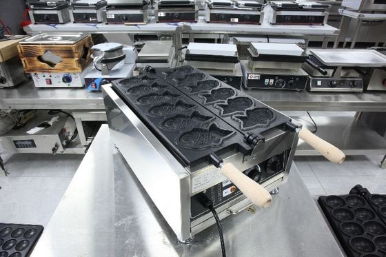 220V automatischer elektrischer Fisch-förmiger Taiyaki-Waffelfabrik mit 6 Waffelfilmen