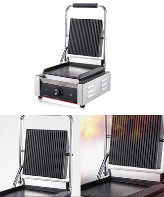 Handelsüblicher Panini-Sandwich-Grill zum Kochen und Backen