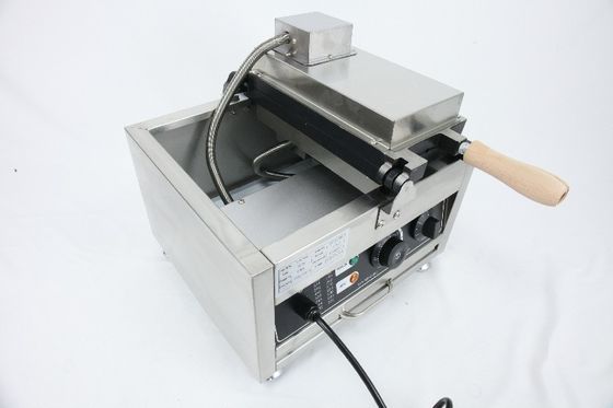 AM-C121 Kommerzieller elektrischer klebfreier Waffelfabrikant für Formen Größe 1 Loch 40*35*20mm
